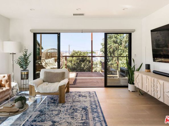 647 Imogen Avenue, Los Angeles CA 90026