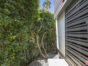 8103 W Romaine Street, Los Angeles CA 90046