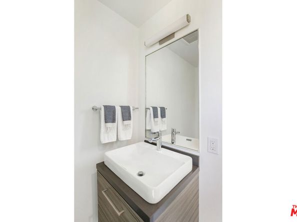 8103 W Romaine Street, Los Angeles CA 90046