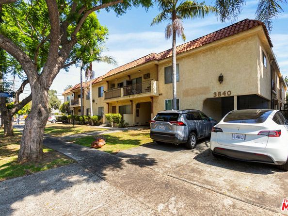 3840 Inglewood Boulevard 8, Los Angeles CA 90066