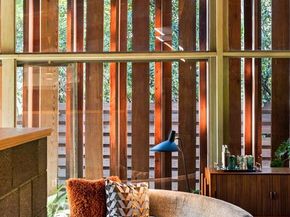815 Bramble Way, Los Angeles CA 90049