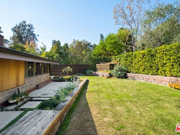 815 Bramble Way, Los Angeles CA 90049