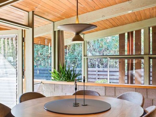 815 Bramble Way, Los Angeles CA 90049