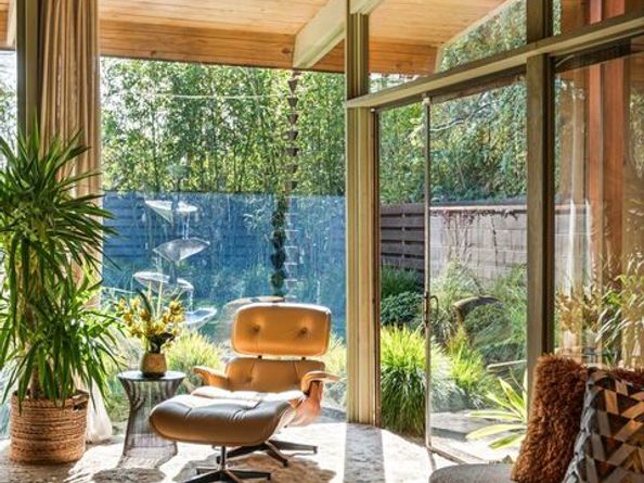 815 Bramble Way, Los Angeles CA 90049