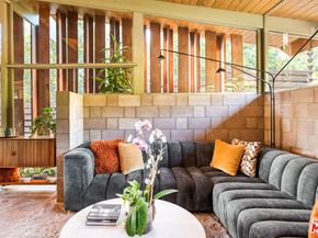 815 Bramble Way, Los Angeles CA 90049