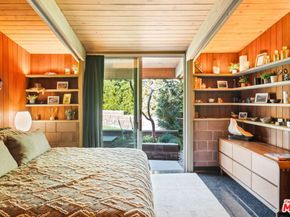 815 Bramble Way, Los Angeles CA 90049