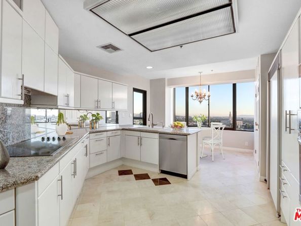 10724 Wilshire Boulevard 1209, Los Angeles CA 90024