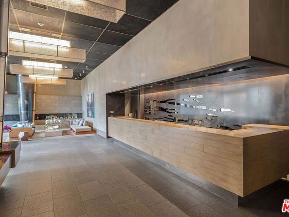 1755 Ocean Avenue 512, Santa Monica CA 90401