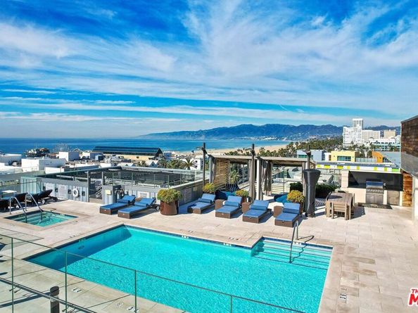1755 Ocean Avenue 512, Santa Monica CA 90401
