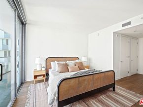 1755 Ocean Avenue 512, Santa Monica CA 90401