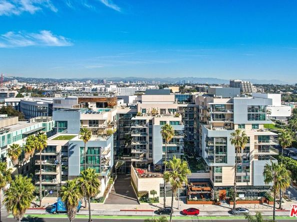 1755 Ocean Avenue 512, Santa Monica CA 90401