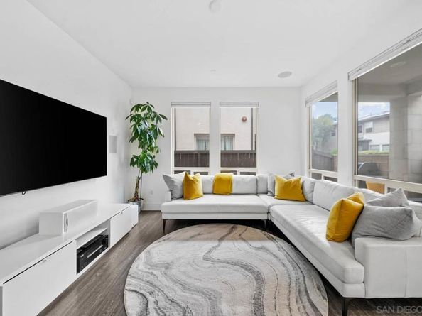 2335 Aperture Circle, San Diego CA 92108