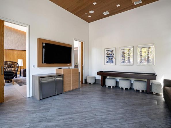 2335 Aperture Circle, San Diego CA 92108