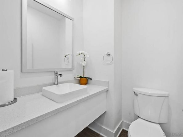 2335 Aperture Circle, San Diego CA 92108