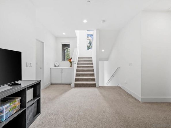 2335 Aperture Circle, San Diego CA 92108