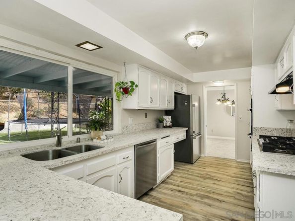 7811 Golfcrest Dr, San Diego CA 92119