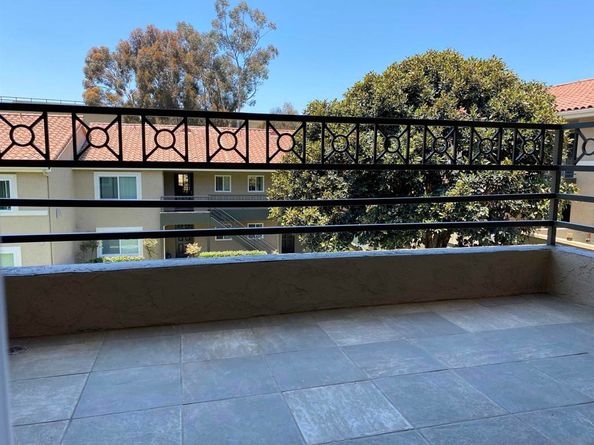 7405 Charmant 2324, San Diego CA 92122