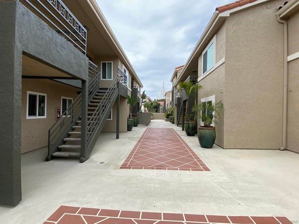 7405 Charmant 2324, San Diego CA 92122