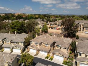 3686 Ruette De Ville, San Diego CA 92130