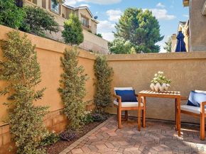 3686 Ruette De Ville, San Diego CA 92130