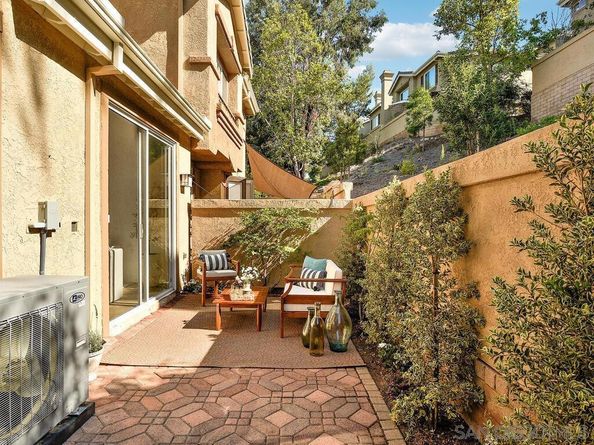 3686 Ruette De Ville, San Diego CA 92130
