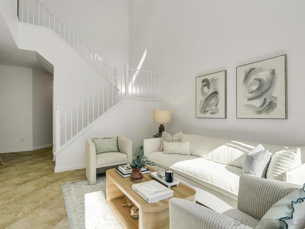 3686 Ruette De Ville, San Diego CA 92130