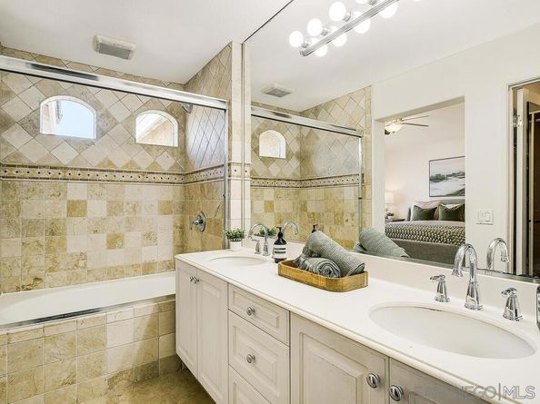 3686 Ruette De Ville, San Diego CA 92130