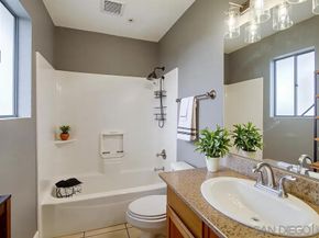 4041 Oakcrest Drive 207, San Diego CA 92105