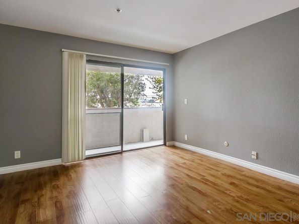 4041 Oakcrest Drive 207, San Diego CA 92105