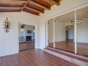 2854 Albatross St, San Diego CA 92103