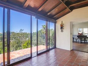 2854 Albatross St, San Diego CA 92103