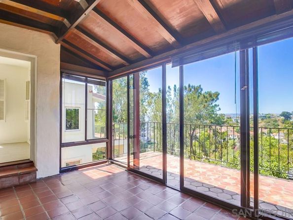 2854 Albatross St, San Diego CA 92103