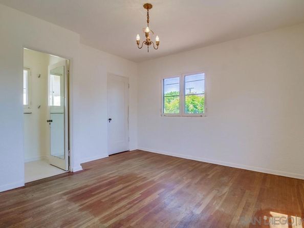 2854 Albatross St, San Diego CA 92103