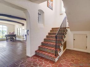 2854 Albatross St, San Diego CA 92103
