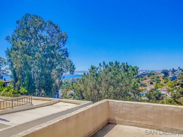 2854 Albatross St, San Diego CA 92103