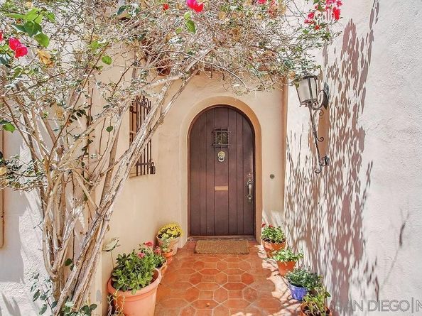 2854 Albatross St, San Diego CA 92103