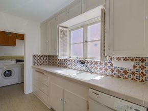 2854 Albatross St, San Diego CA 92103