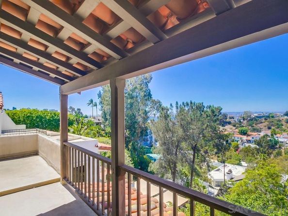 2854 Albatross St, San Diego CA 92103