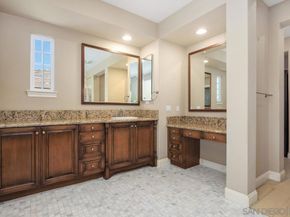 3229 Sitio Montecillo, Carlsbad CA 92009