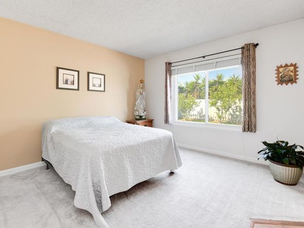 1568 Larkhaven Dr, Chula Vista CA 91911