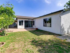 1568 Larkhaven Dr, Chula Vista CA 91911