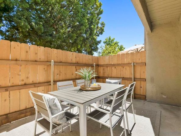 4777 Seminole Dr 118, San Diego CA 92115