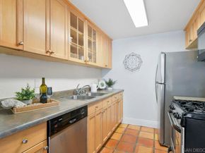 4777 Seminole Dr 118, San Diego CA 92115