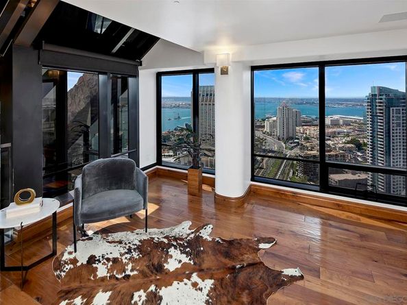 100 Harbor Dr 4102, San Diego CA 92101