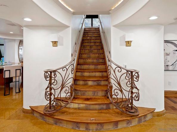 100 Harbor Dr 4102, San Diego CA 92101