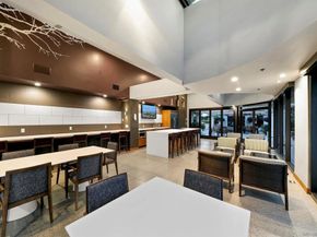 100 Harbor Dr 4102, San Diego CA 92101