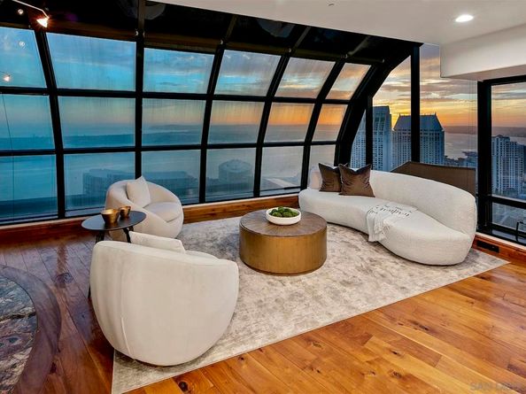 100 Harbor Dr 4102, San Diego CA 92101