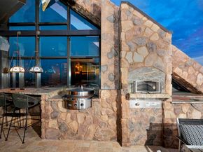 100 Harbor Dr 4102, San Diego CA 92101