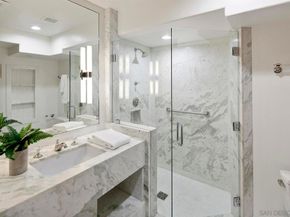 100 Harbor Dr 4102, San Diego CA 92101