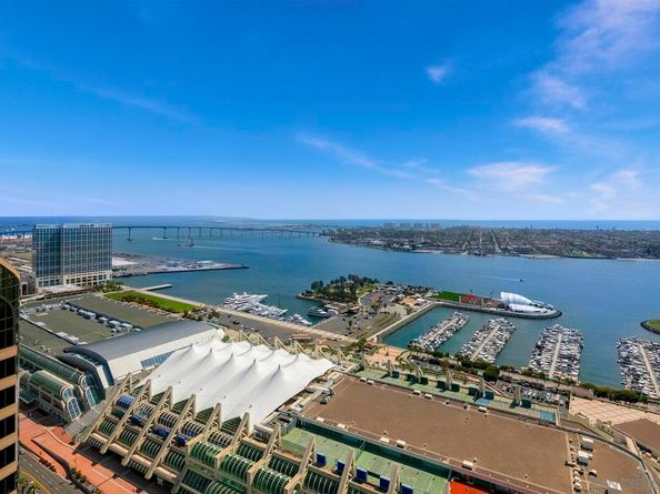100 Harbor Dr 4102, San Diego CA 92101
